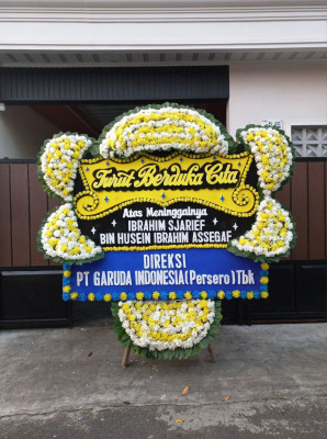 Papan Bunga Duka di Simpang Iv Sipin